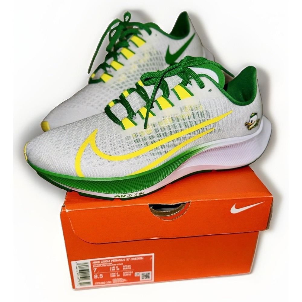 Nike Air Zoom Pegasus 37 Oregon Ducks White Green Yellow Shoes 2020 Men 7 W 8.5